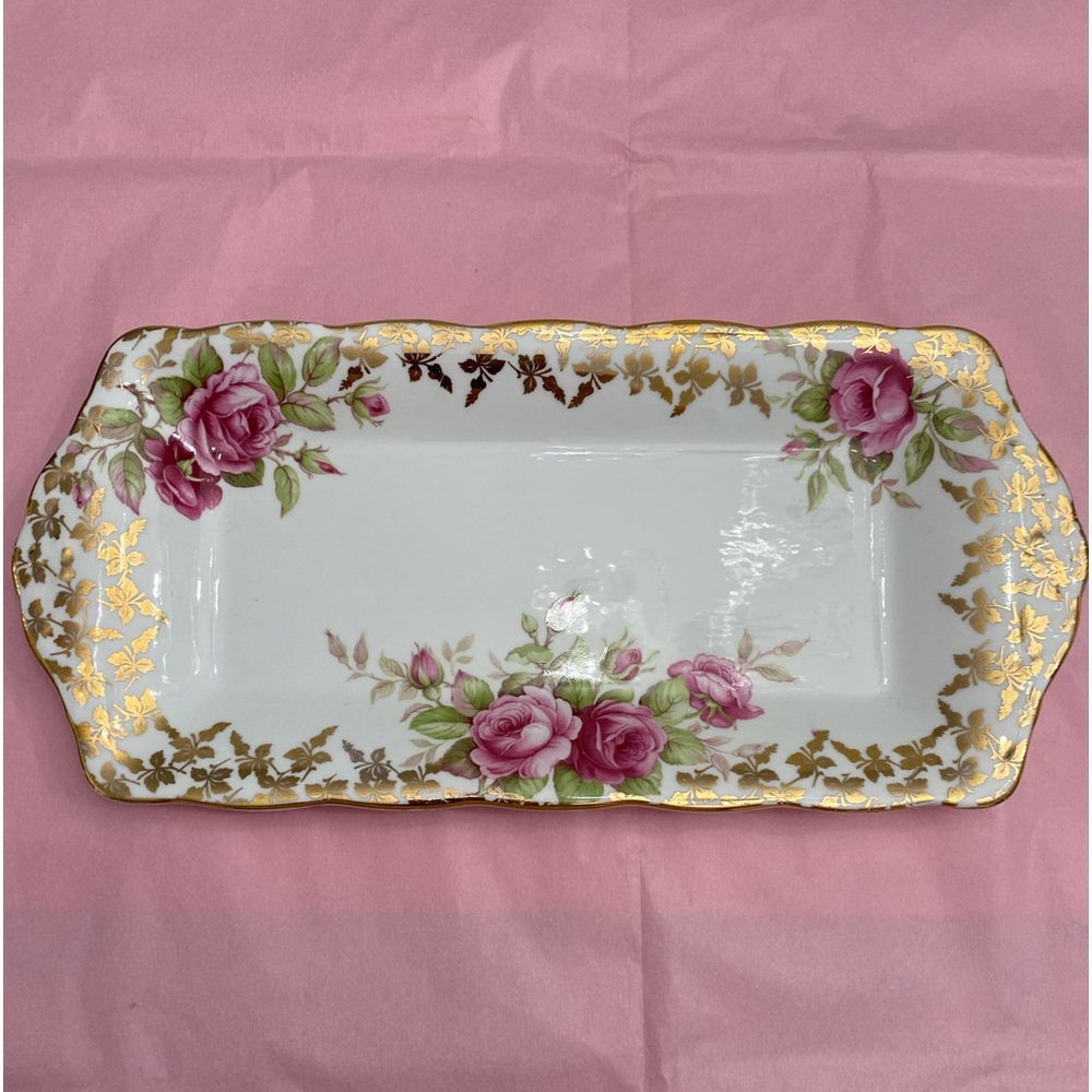 RARE FIND!! EUC ROYAL STANDARD FINE BONE CHINA “FESTIVAL ROSE” SMALL PLATTER